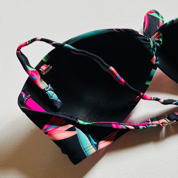 Bird of Paradise Bikini Top - Picture 3 of 4